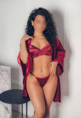 Массажистка Бэлла, возраст 27, рост 158 см, 1 размер